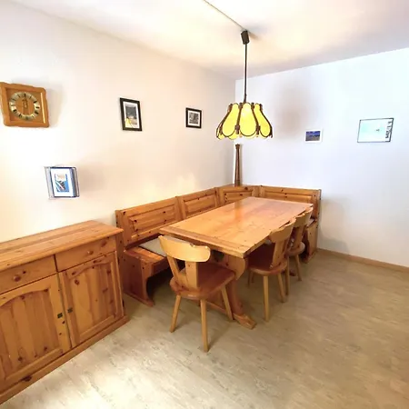 Laerchenwald 1706 Apartman