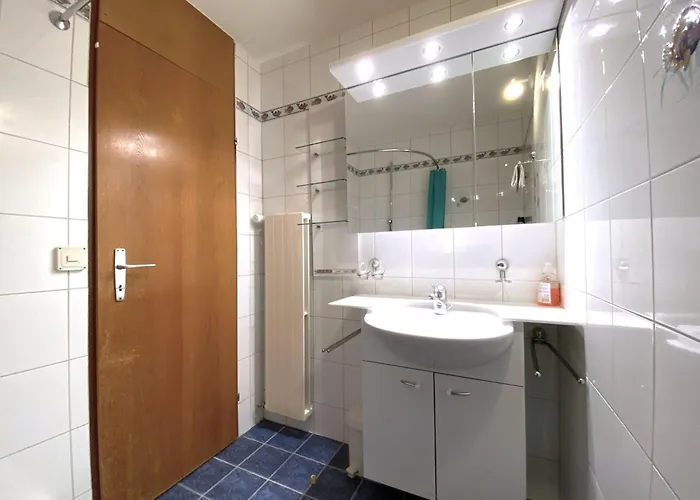 Laerchenwald 1706 Leukerbad